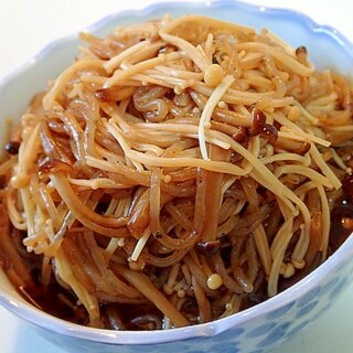 糸蒟蒻とえのき茸と柿の木茸の煮物♬